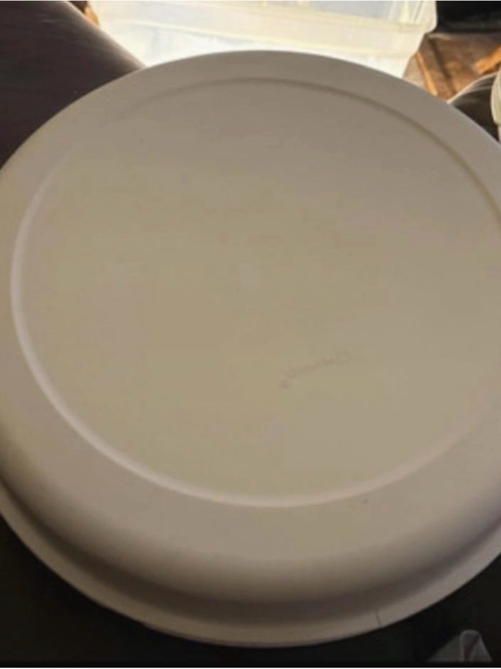 Tupperware Cream Sectioned Snack Server - Picture 2 of 4